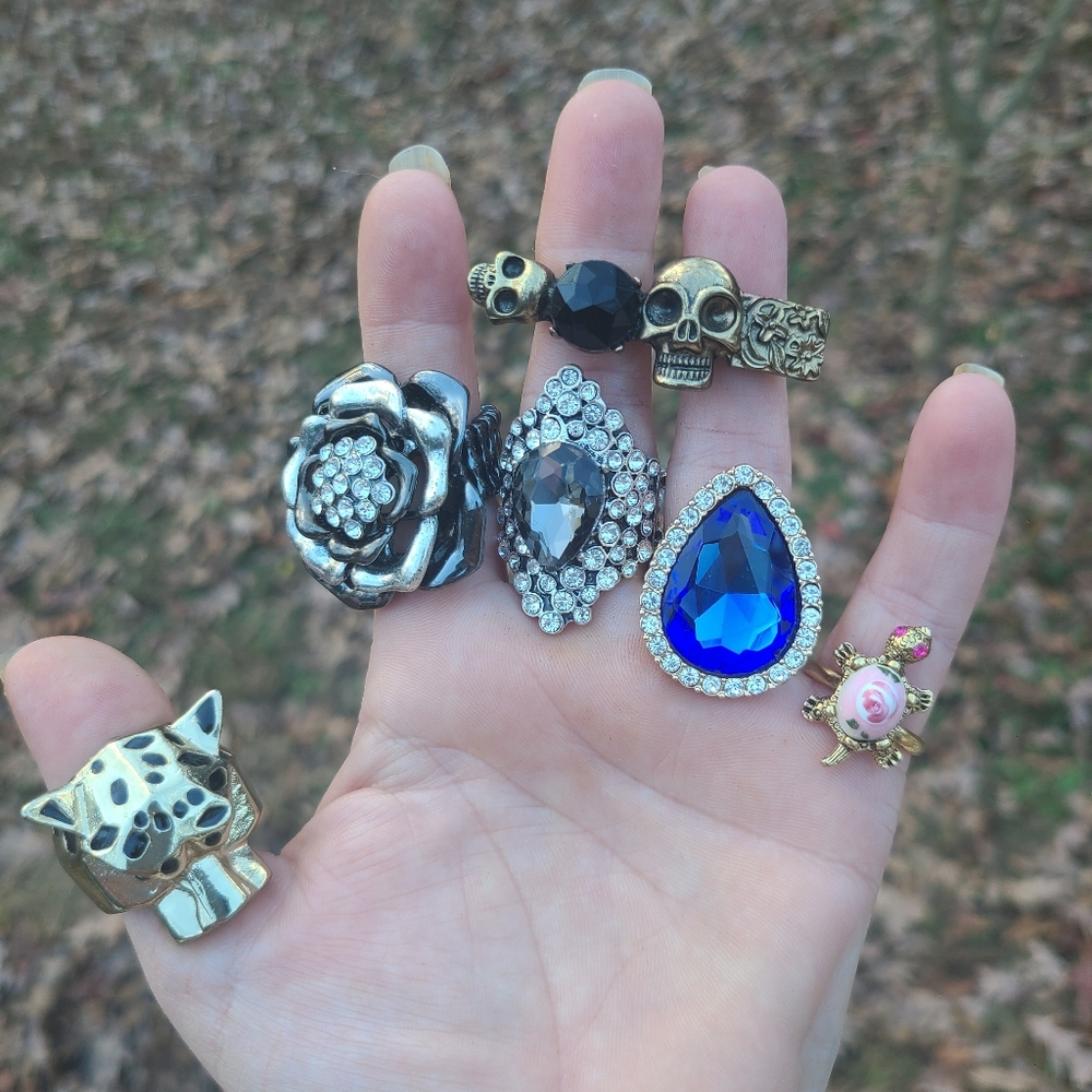 💜 SOLD!!! Assorted Ring Grab Bag - Picture 5 of 8